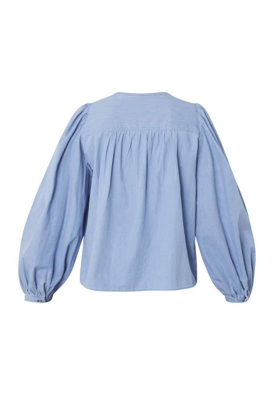 SISTERS POINT - INUSA SHIRT